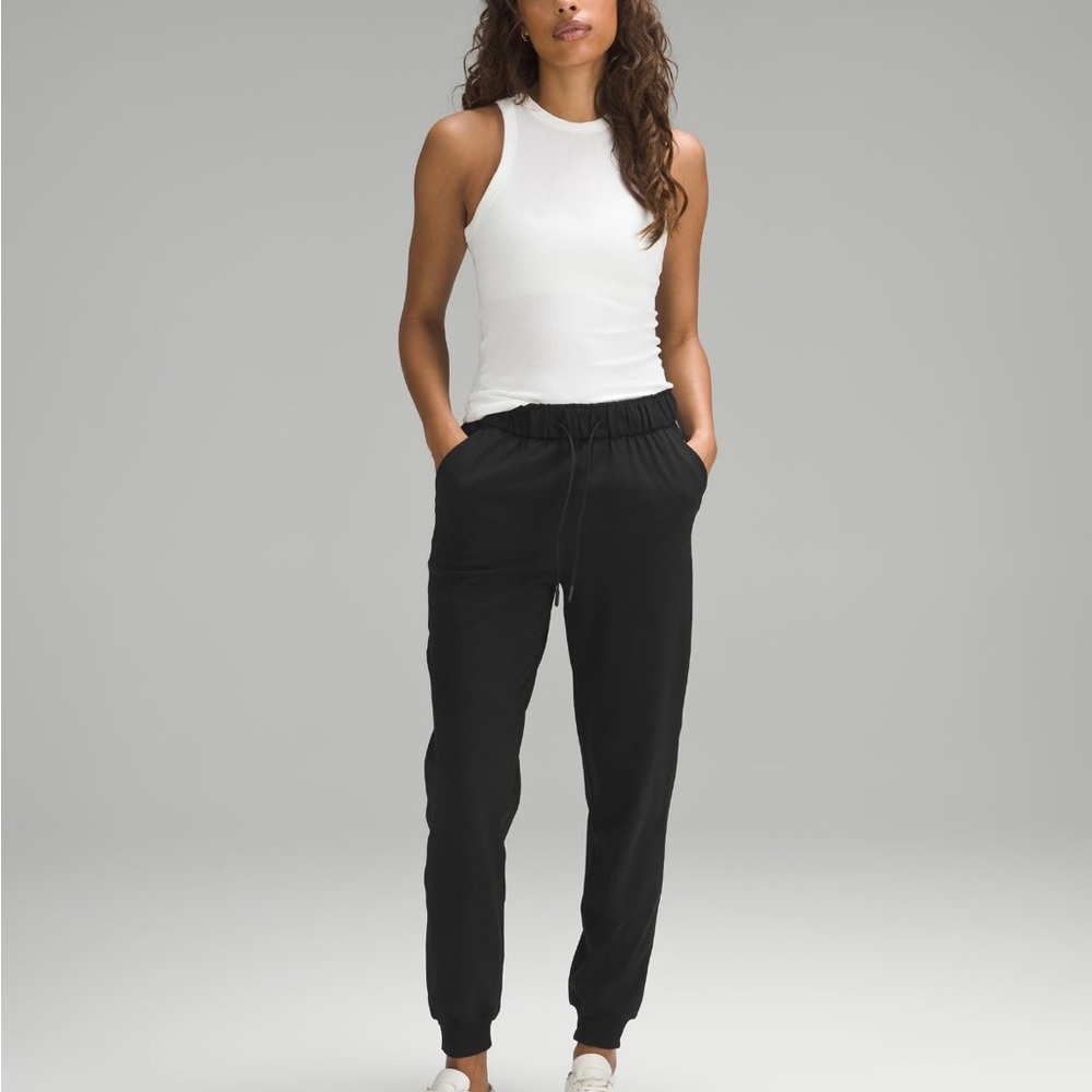 Lululemon joggers